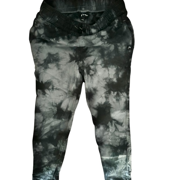ART CLASS BLACK/Grey Tie Dye fleece joggers - Picture 5 of 8